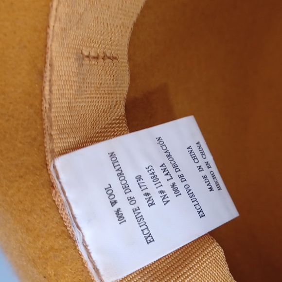 Wool  hat - Picture 4 of 9